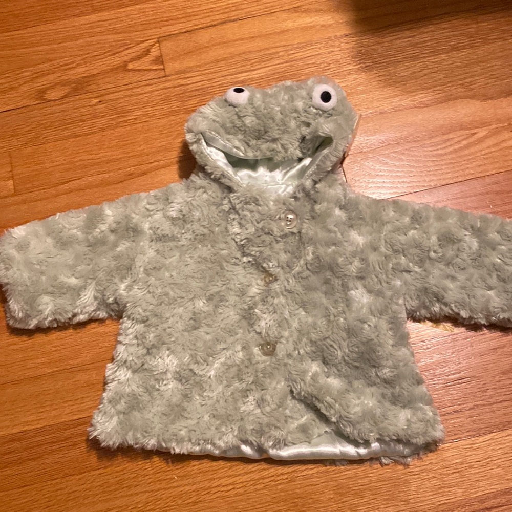 Bearington baby frog coat. 6-12 months
